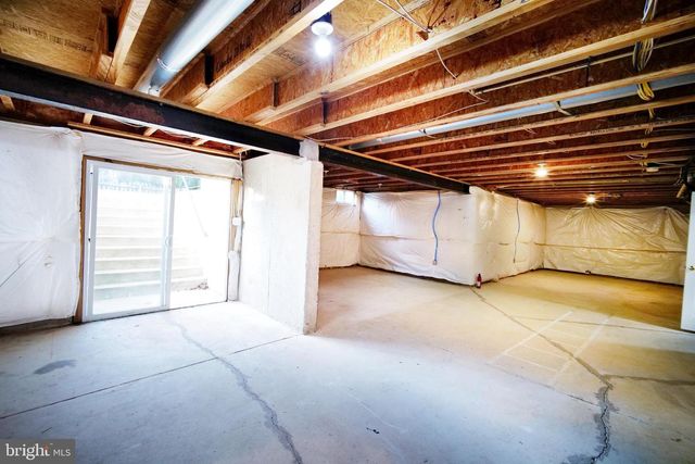 20203 HOPI DR, Ashburn, VA 20147