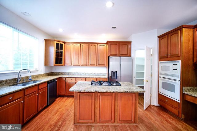 20203 HOPI DR, Ashburn, VA 20147