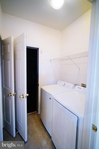 20203 HOPI DR, Ashburn, VA 20147