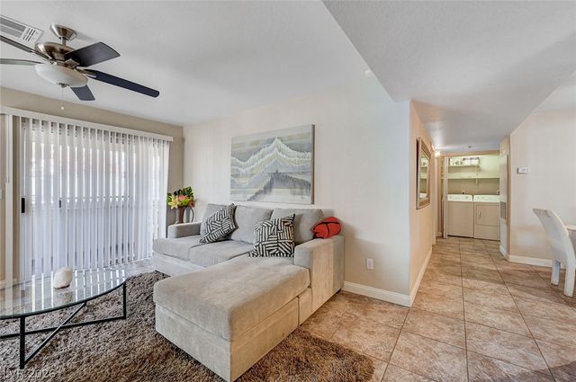 2725 South Nellis Boulevard 1089, Las Vegas, NV 89121