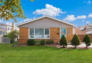 4913 W 105th Street, Oak Lawn, IL 60453