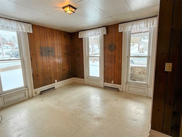 202 N Otter St, Mercer Boro, PA 16137