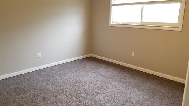 100 W Harwood Avenue, Madison Heights, MI 48071