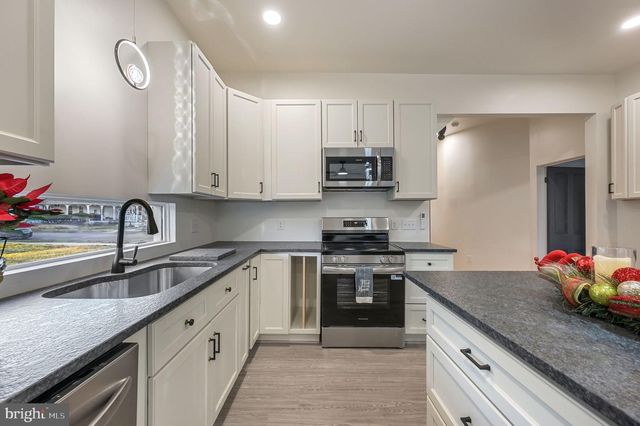 410 WEST ST, Clayton, DE 19938