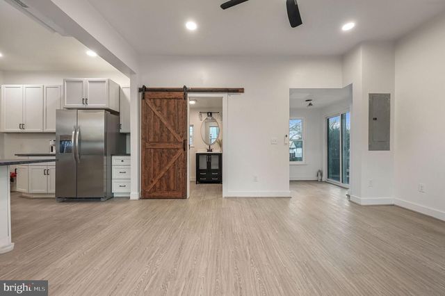 410 WEST ST, Clayton, DE 19938