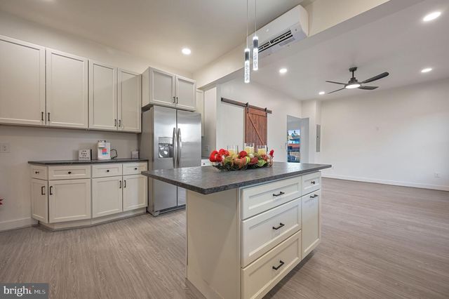 410 WEST ST, Clayton, DE 19938