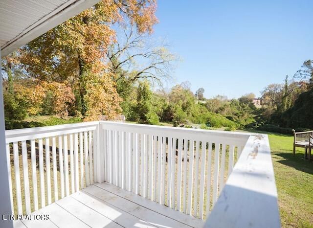 180 Johnson Rd, Oak Ridge, TN 37830