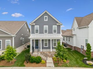 105 Artie Lee Ln, Nolensville, TN 37135