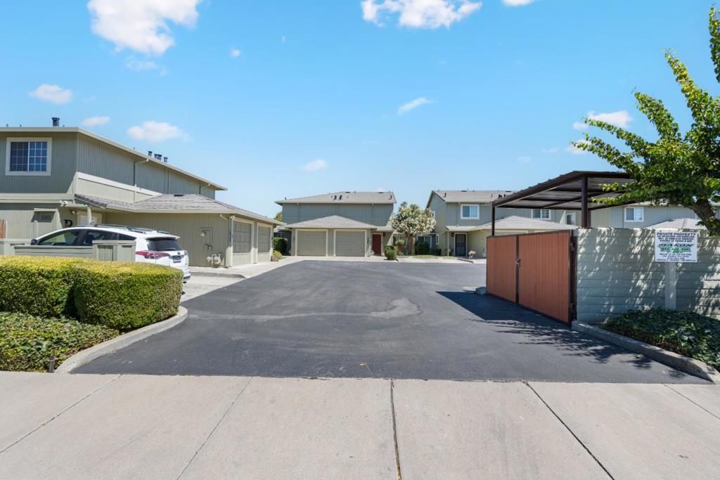 1411 Squire Court, Hollister, CA 95023