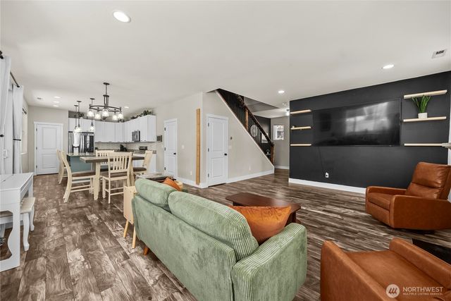 4283 SW Chatterton Avenue, Port Orchard, WA 98367