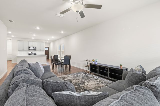 206 Goosewood Drive, Princeton, TX 75071