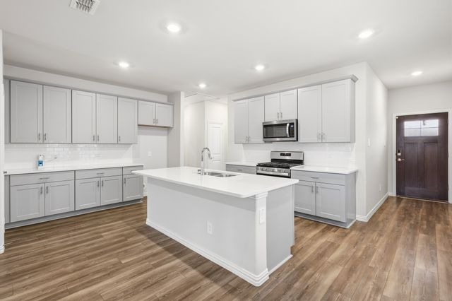 206 Goosewood Drive, Princeton, TX 75071
