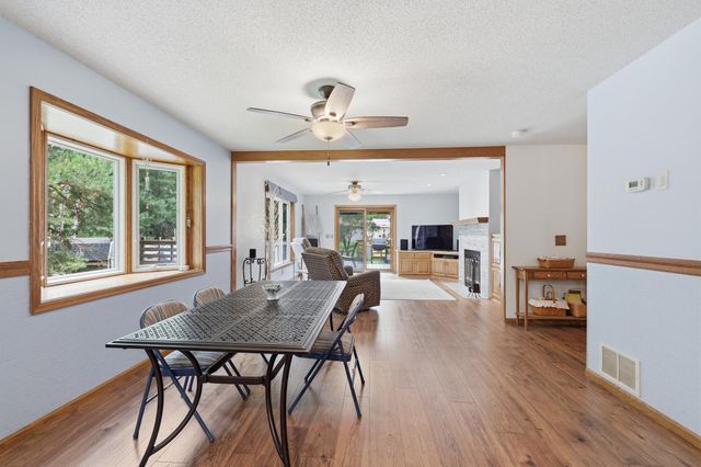 2217 Gentry Avenue N, Oakdale, MN 55128