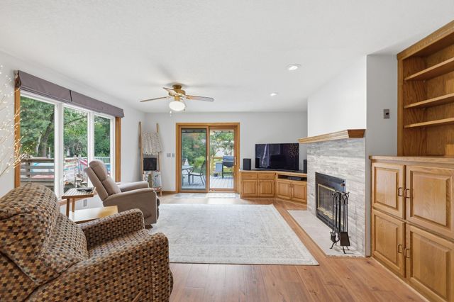 2217 Gentry Avenue N, Oakdale, MN 55128