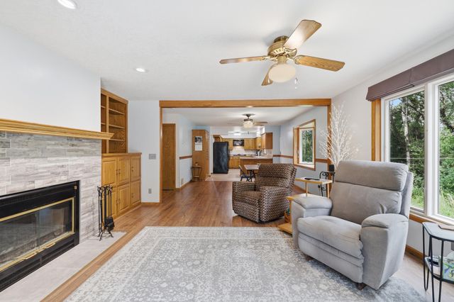 2217 Gentry Avenue N, Oakdale, MN 55128