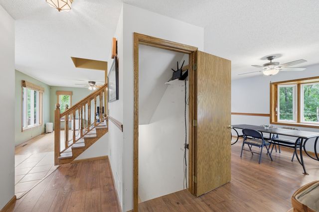 2217 Gentry Avenue N, Oakdale, MN 55128
