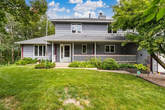 2217 Gentry Avenue N, Oakdale, MN 55128