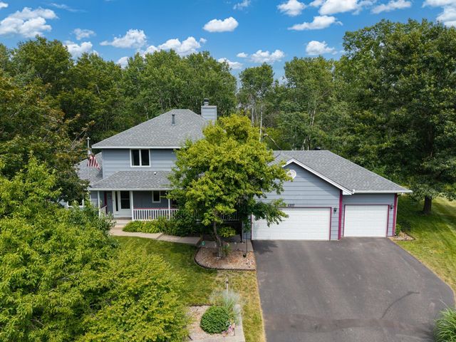 2217 Gentry Avenue N, Oakdale, MN 55128