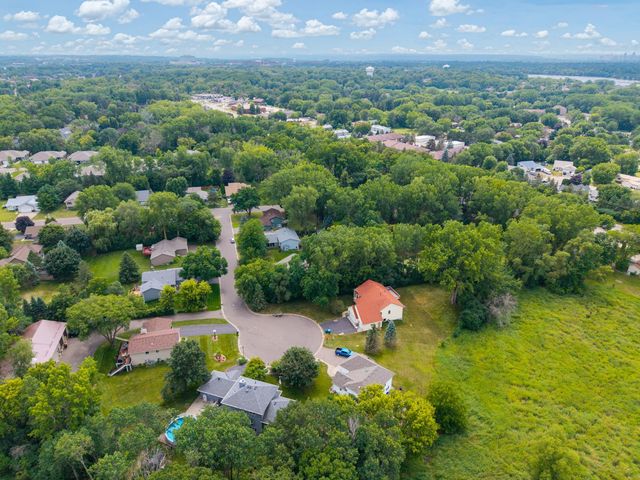 2217 Gentry Avenue N, Oakdale, MN 55128