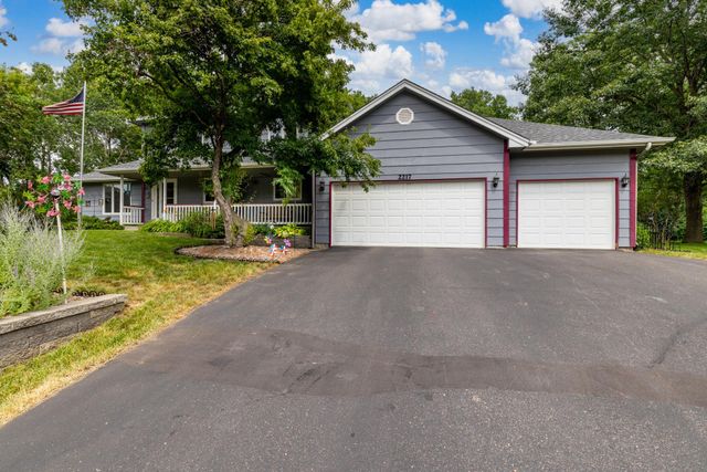 2217 Gentry Avenue N, Oakdale, MN 55128