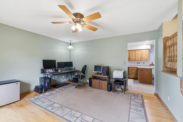 2217 Gentry Avenue N, Oakdale, MN 55128