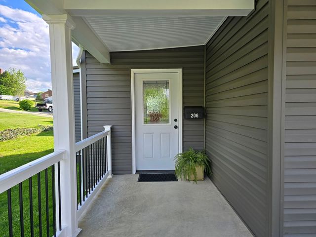 206 Shade Street, Derry Boro, PA 15627
