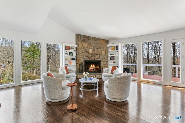 14 White Oak Lane, Weston, CT 06883