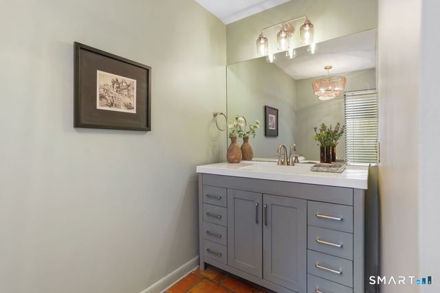 14 White Oak Lane, Weston, CT 06883