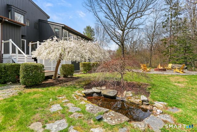 14 White Oak Lane, Weston, CT 06883