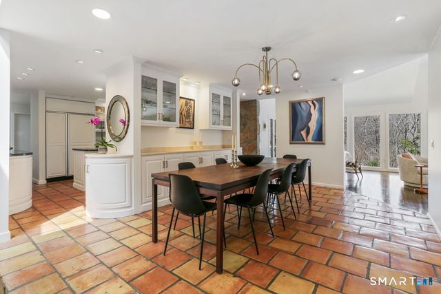 14 White Oak Lane, Weston, CT 06883