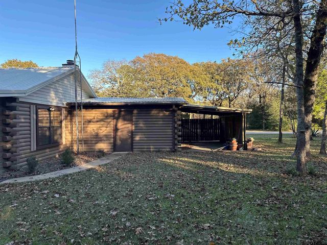 7315 Neches, Athens, TX 75752