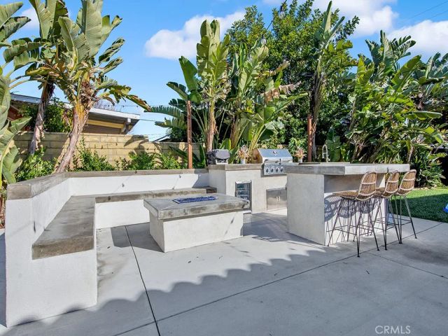 11260 Blix Street, North Hollywood, CA 91602