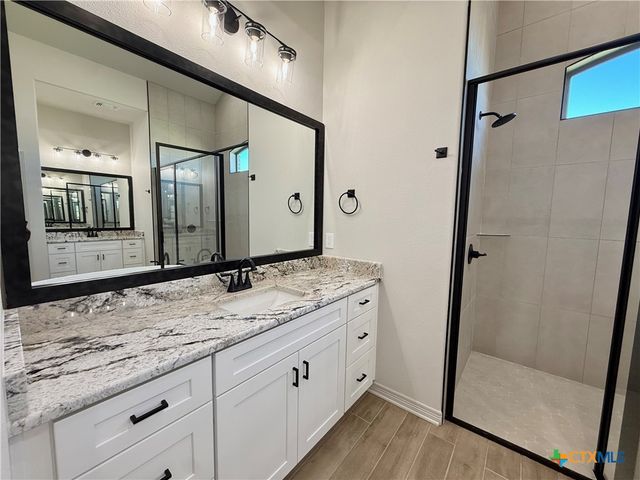 712 Eagle Claw Drive, Salado, TX 76571