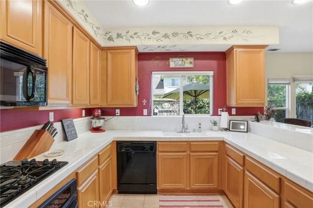 2344 Timsbury Way, Santa Maria, CA 93455