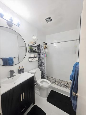 2151 NE 68th Street 209, Fort Lauderdale, FL 33308