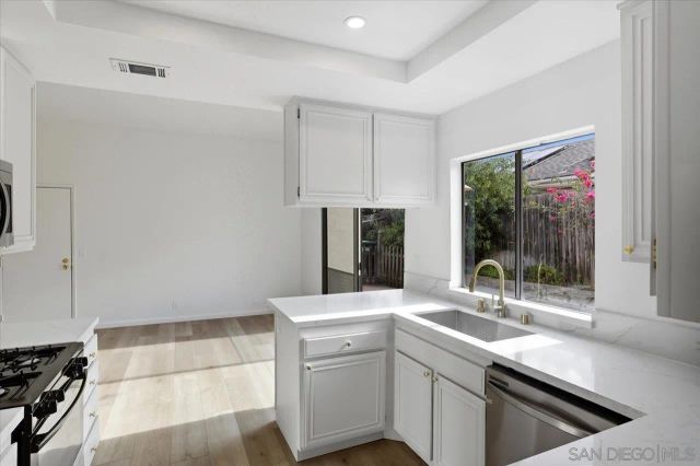 1708 Woodbridge Rd, Escondido, CA 92026