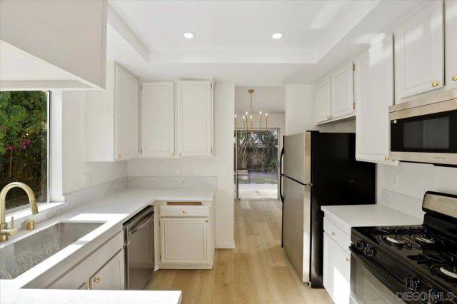 1708 Woodbridge Rd, Escondido, CA 92026