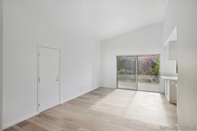 1708 Woodbridge Rd, Escondido, CA 92026