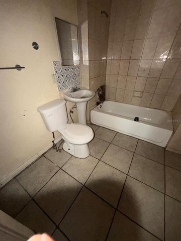 8216 N 14TH STREET, Tampa, FL 33604