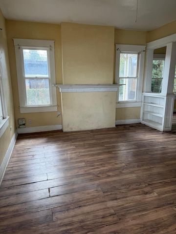 8216 N 14TH STREET, Tampa, FL 33604