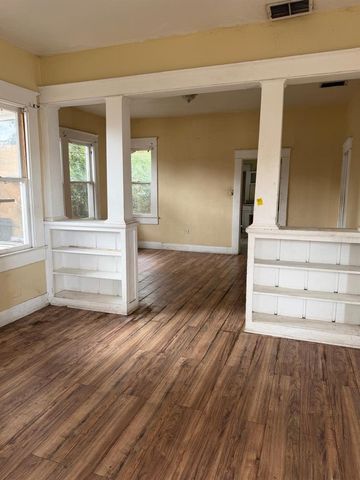 8216 N 14TH STREET, Tampa, FL 33604