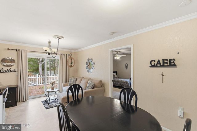 4 KENT CT, Forked River, NJ 08731