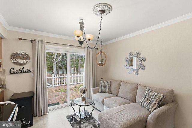 4 KENT CT, Forked River, NJ 08731