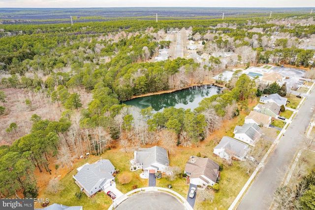 4 KENT CT, Forked River, NJ 08731