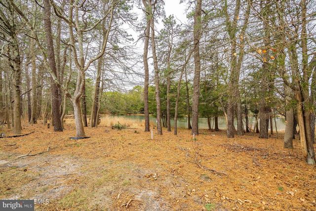 4 KENT CT, Forked River, NJ 08731