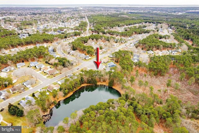 4 KENT CT, Forked River, NJ 08731