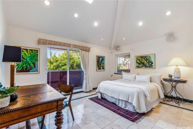 3063 Diamond Head Road, Honolulu, HI 96815
