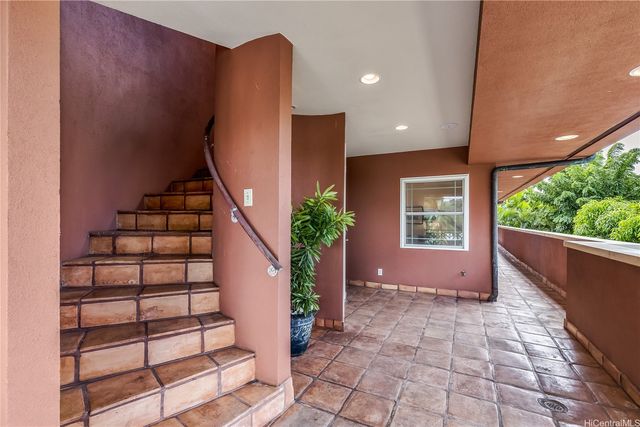 3063 Diamond Head Road, Honolulu, HI 96815