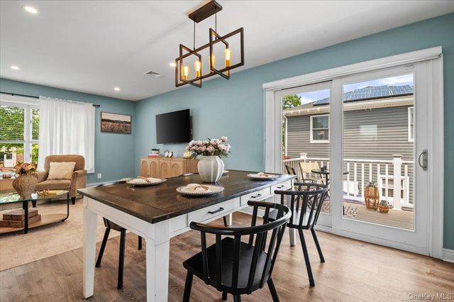 330 Granada Parkway, Lindenhurst, NY 11757