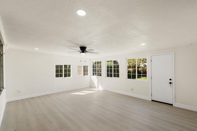 1429 Brannon Ave, Modesto, CA 95350